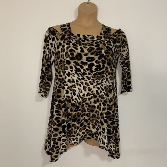 Clara Sun Woo Womens Top Medium Cold Shoulder 3/4 Sleeve Shark Bite Hem - Picture 1 of 4
